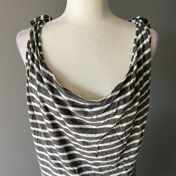 Peruvian Connection Striped Gray Dress with Tie Sleeve Detail - Picture 3 of 12